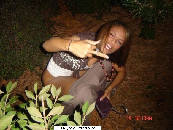 Girls in nature - RRicOO - Funny Girls Pictures